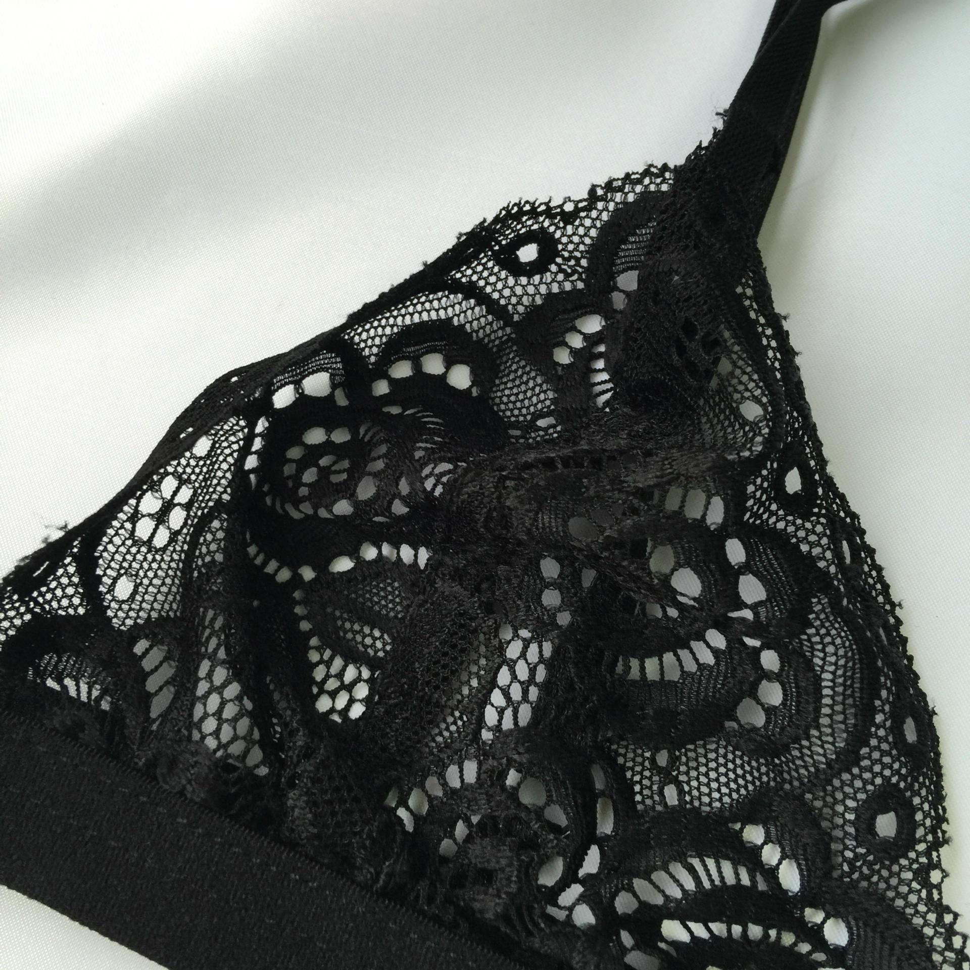 French-Style-lace-wireless-Bralette4.jpg